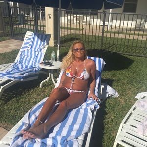 Meet your Posher, Michele